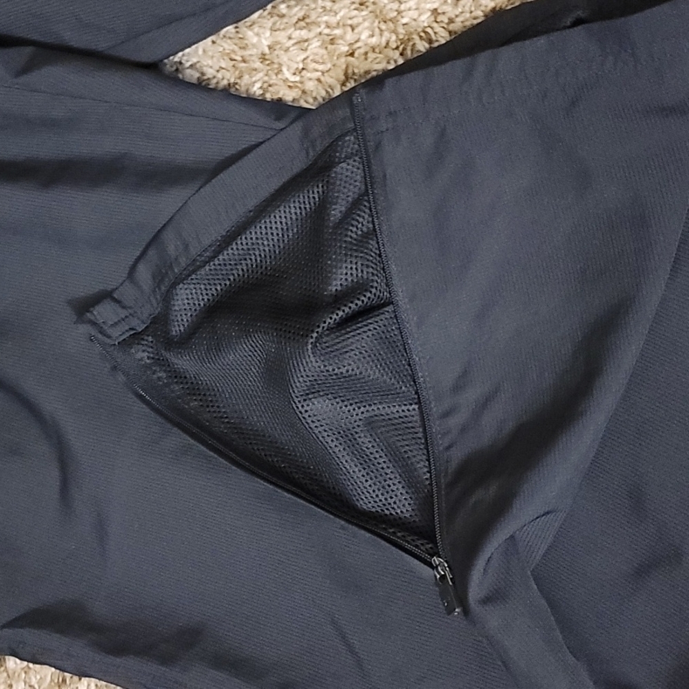 Women's Black Under Armour Workout Pants Size Small Petite - Picture 4 of 7